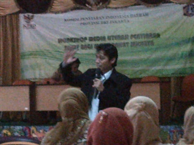 Pembicara pada cara Workshop Komisi Penyiaran Indonesia Daerah DKI Jakarta di Puncak Bogor